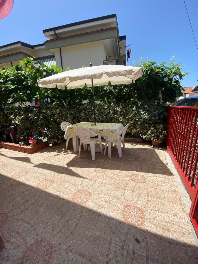 Casa Vacanze Gli Agrumi Agropoli Exterior photo